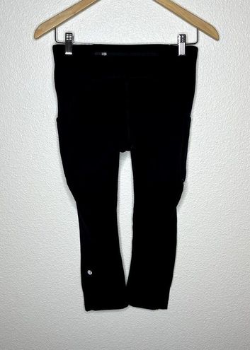 Lululemon Black Speed Up Crop 21 Leggings W6AL7 Size 6 - $45 - From Taylor