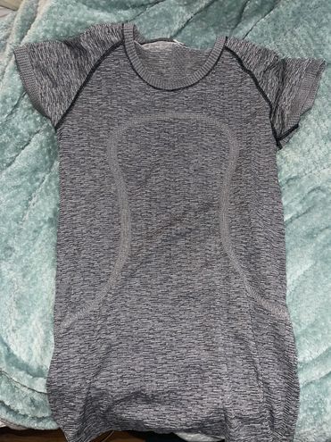 Lululemon Swiftly Tech Short-Sleeve Shirt Size 8