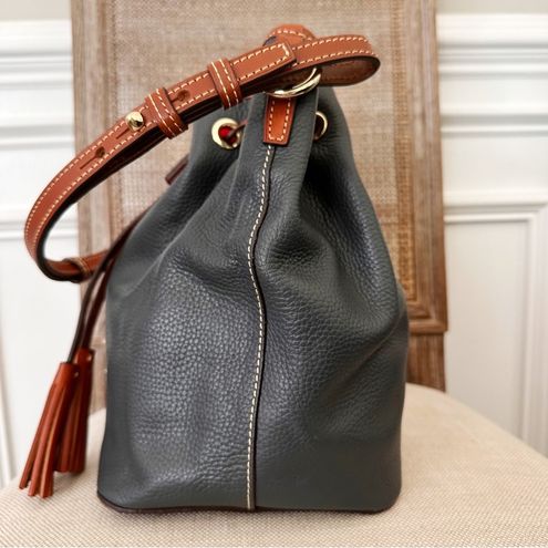 Pebble Grain Kendall Crossbody