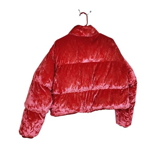 Wander Velour Cropped Puffer Jacket