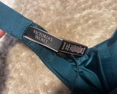 Victoria's Secret Bombshell Bra Green Size 32 C - $41 (41% Off Retail) -  From Victoria