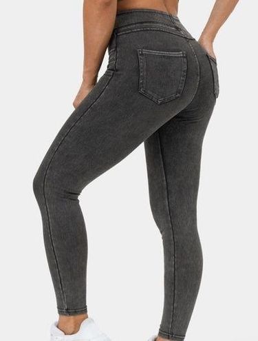 Women's HalaraMagic™ High Waisted Back Side Pocket Stretchy Knit Denim  Casual Leggings - Halara