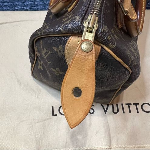 Louis Vuitton speedy 25 monogram with dust bag and base shaper