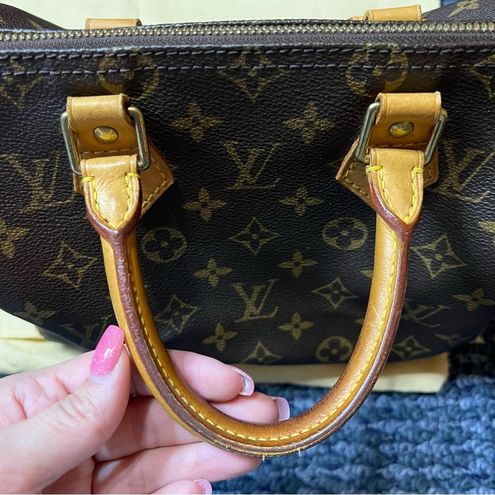 Louis Vuitton speedy 25 monogram with dust bag and base shaper