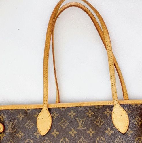 Louis Vuitton AUTHENTIC ❤️ Neverfull GM Monogram Canvas - $1367 - From Uta