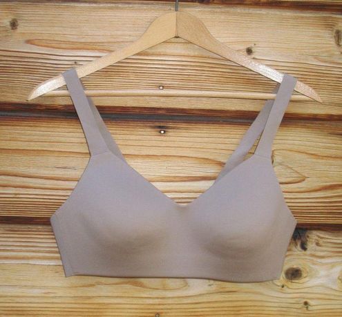 Lululemon NWOT Hold True Bra 36B Size undefined - $61 - From Zoes
