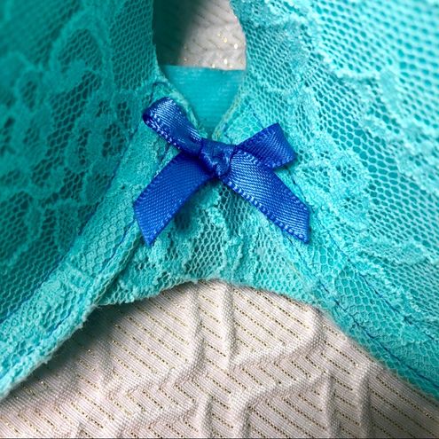 Victoria's Secret Victoria Secret Green Blue Lace Lined Perfect Coverage Bra  32DD Size undefined - $27 - From Kelly