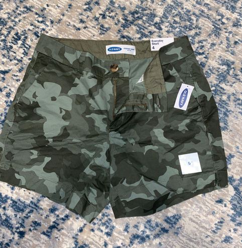 Old Navy Camo Shorts Multiple Size 4 
