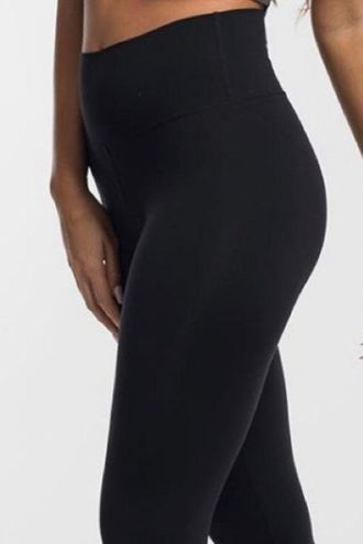 ECHT Scrunch Butt Leggings Black Size XS - $13 (76% Off Retail) - From Maci