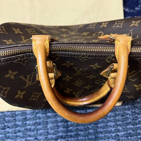 Louis Vuitton speedy 25 monogram with dust bag and base shaper