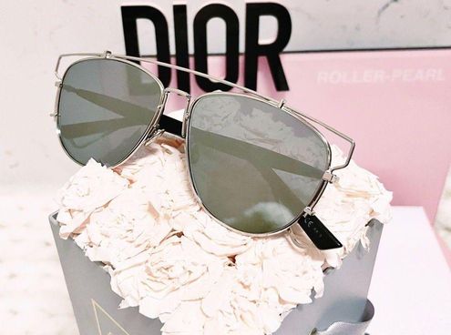 Dior Silver Technologic Aviator Sunglasses – Jadore Couture