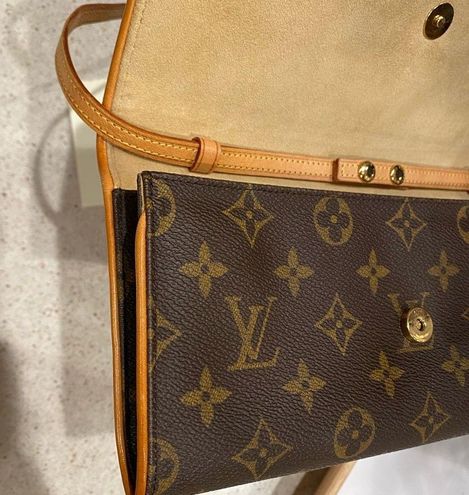 Louis Vuitton LV TWIN POCHETTE GM - $658 - From Bagscurated