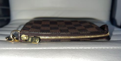 Louis Vuitton Mini Pochette Accessories Tan - $502 (19% Off Retail) - From  Cece