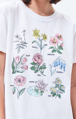 PacSun Floral Icon Graphic Tee