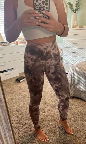 Lululemon 3/4 leggings. size - Gem