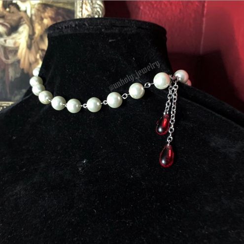 The Vampire Diaries Elena Gilbert Freshwater Pearl Chain/Necklace & Pedant  Set | eBay