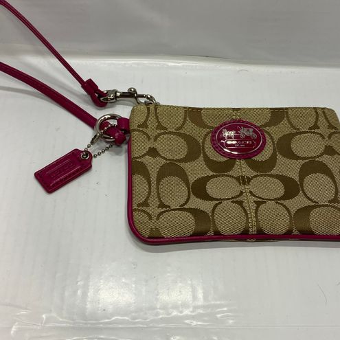 Coach Berry Wristlet Purse Wallet Monogram