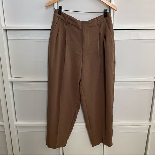 Pleated Tapered-Leg Pants in Easygoing Crepe