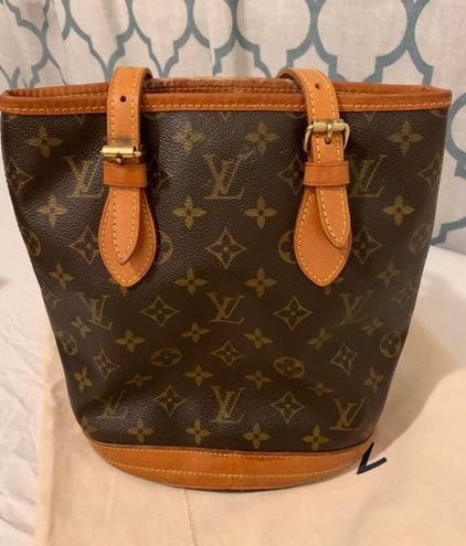 Louie Vuitton Purse Brown - $220 (85% Off Retail) - From Audrey