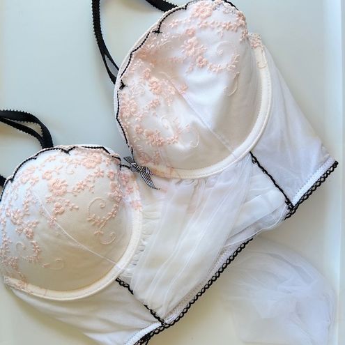 Victoria's Secret Demi Bridal Bra nwt White Size undefined - $21