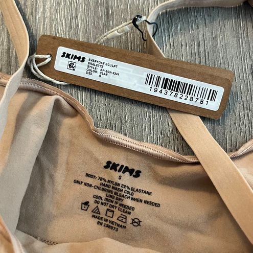 SKIMS New Shapewear Bra Tan - $31 New With Tags - From Adrianna