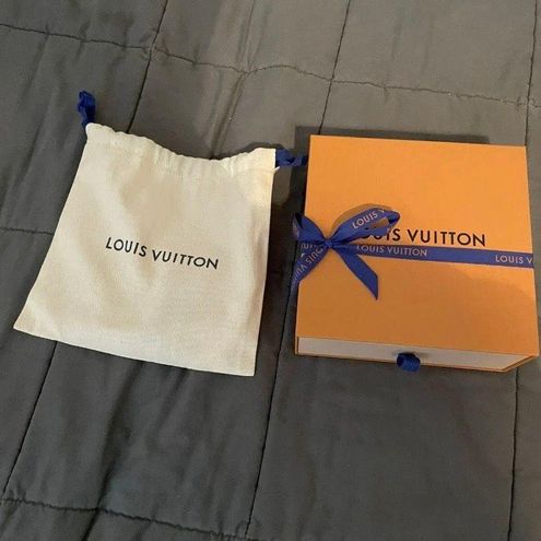 Louis Vuitton Belt Black - $214 (57% Off Retail) - From John