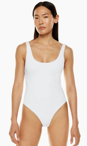 Contour Scoop Neck Bodysuit