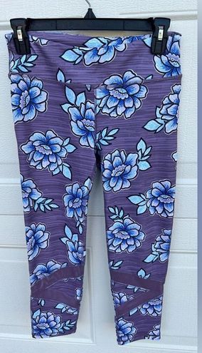 Gaiam Legging Size S Purple Blue Floral Print Capri Crop - $22