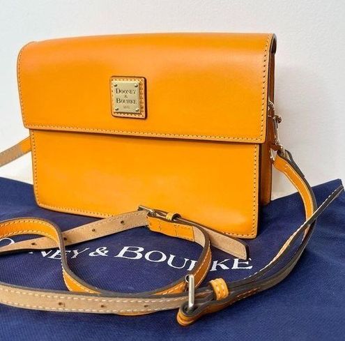 Dooney & Bourke Beacon Zip Crossbody Shoulder Bag