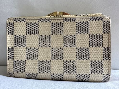 Louis Vuitton Damier AZUR Porte Monnaie Billets VIENNOIS Bifold Wallet 🍀😘  White - $195 (64% Off Retail) - From Natasha