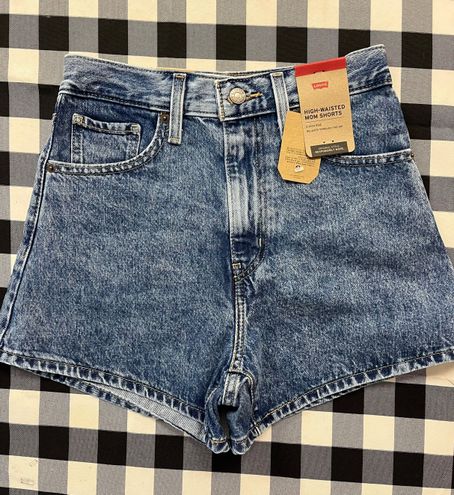 Levi's High Rise Mom Shorts Size 25 - $50 (16% Off Retail) New With Tags -  From Emma