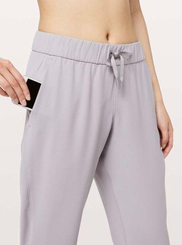 Lululemon On The Fly Jogger Silverscreen Size 2 - $63 (46% Off Retail) -  From Sherry