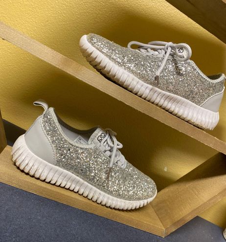 Daisy fuentes cheap tennis shoes
