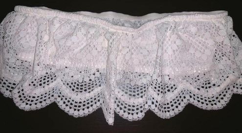 Victoria's Secret White Lace Bralette/Bandeau Size L - $8 (73% Off Retail)  New With Tags - From Melissa