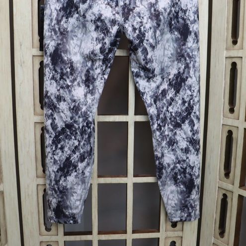 Spyder Active Leggings Size L - $50 New With Tags - From Raebabys
