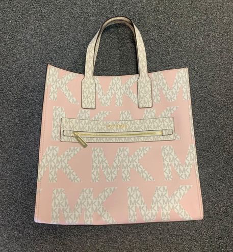 Michael Kors Blush Pink Graphic Signature Logo Coated Canvas Large Kenly  Tote Michael Kors | The Luxury Closet