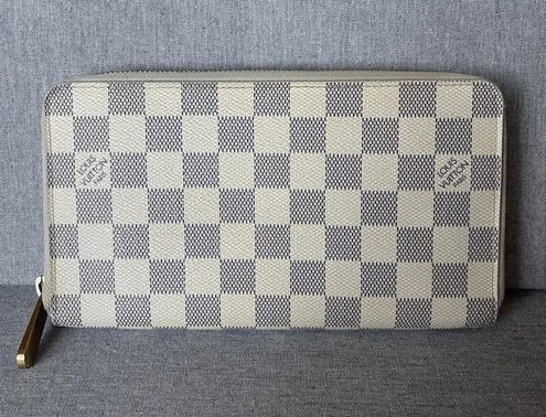 Louis Vuitton Organizer Wallet White - $575 (35% Off Retail) - From NorB