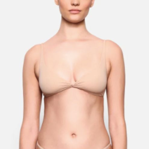 SKIMS Fits Everybody Skimpy Scoop Bralette - 4X - $36 - From Marissa