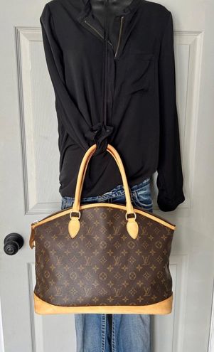 Louis Vuitton Horizontal Lockit Tote Large Tan - $850 - From Fancy