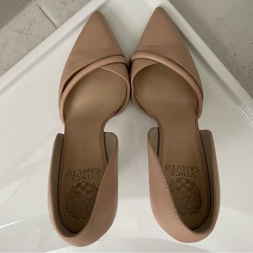 Vince camuto store adeilia pump