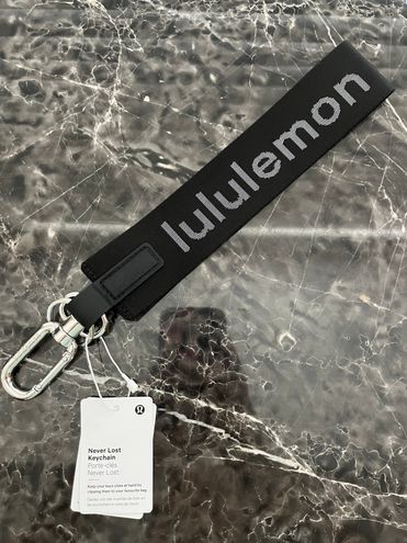 Lululemon Never Lost Keychain - Black
