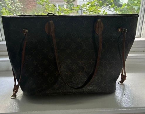 Louis Vuitton Neverfull Mm - $1000 (50% Off Retail) - From morgan