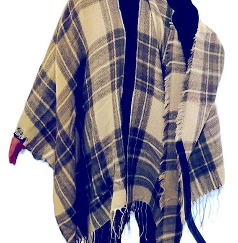 NWOT Boutique Grey Plaid Waterfall Long Vest Blanket Scarf Super