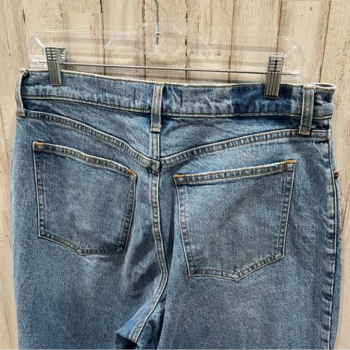 Abercrombie and Fitch + High Rise 80s Mom Jeans