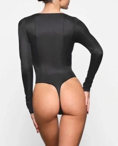 SKIMS Corset Bodysuit NWT M Black Size M - $48 (59% Off Retail) New With  Tags - From Brooke