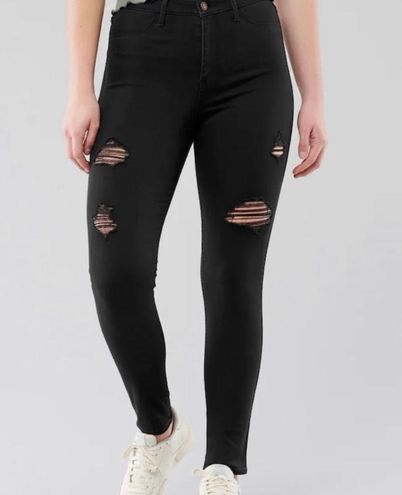 Hollister Black High-Rise Jean Leggings Size 26 - $17 - From Mercedes