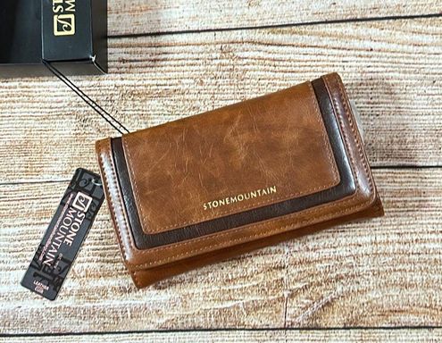 Stone Mountain NWT Genuine Leather Boxed Wallet (Great Gift!) - $28 New  With Tags - From Sara Lynn