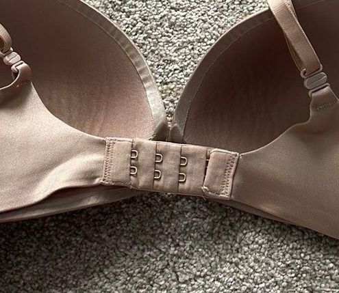 Gap T-shirt Bra Tan Size 32 C - $22 (47% Off Retail) - From Olivia