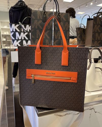 LuxuryBrand.BN - Michael Kors Kenly Large NS Tote in