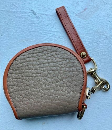 VINTAGE DOONEY & BOURKE / ALL WEATHER LEATHER / BIG DUCK / COIN